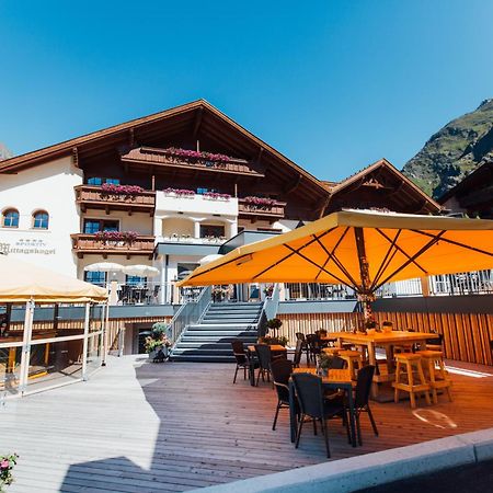 Hotel Mittagskogel Pitztal Санкт Леонард им Пицтал Екстериор снимка