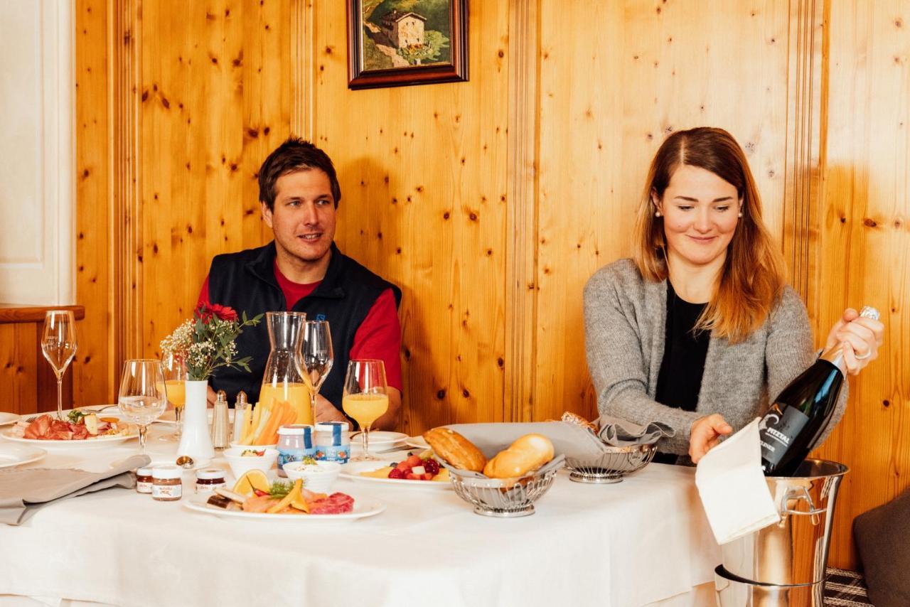 Hotel Mittagskogel Pitztal Санкт Леонард им Пицтал Екстериор снимка