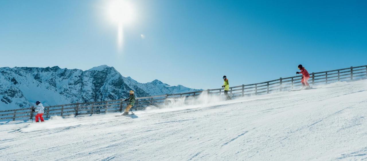 Hotel Mittagskogel Pitztal Санкт Леонард им Пицтал Екстериор снимка