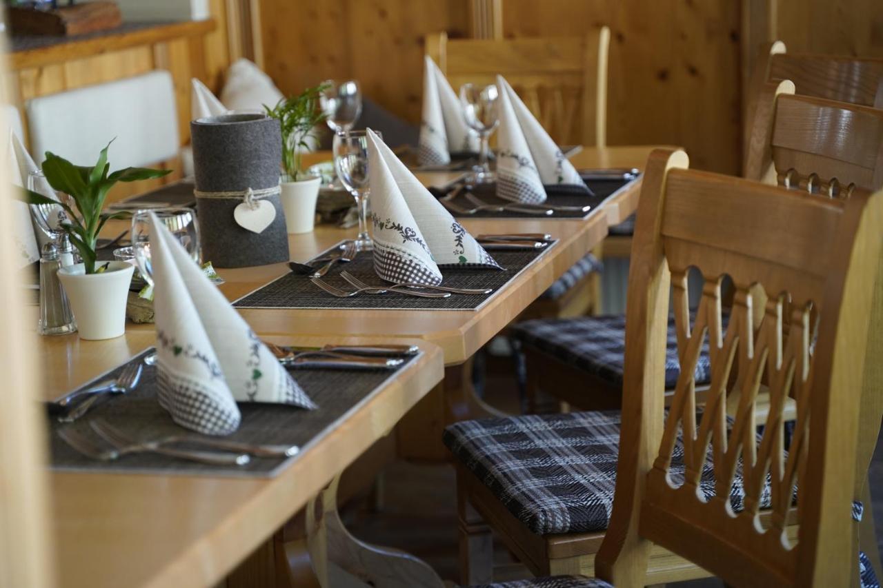 Hotel Mittagskogel Pitztal Санкт Леонард им Пицтал Екстериор снимка
