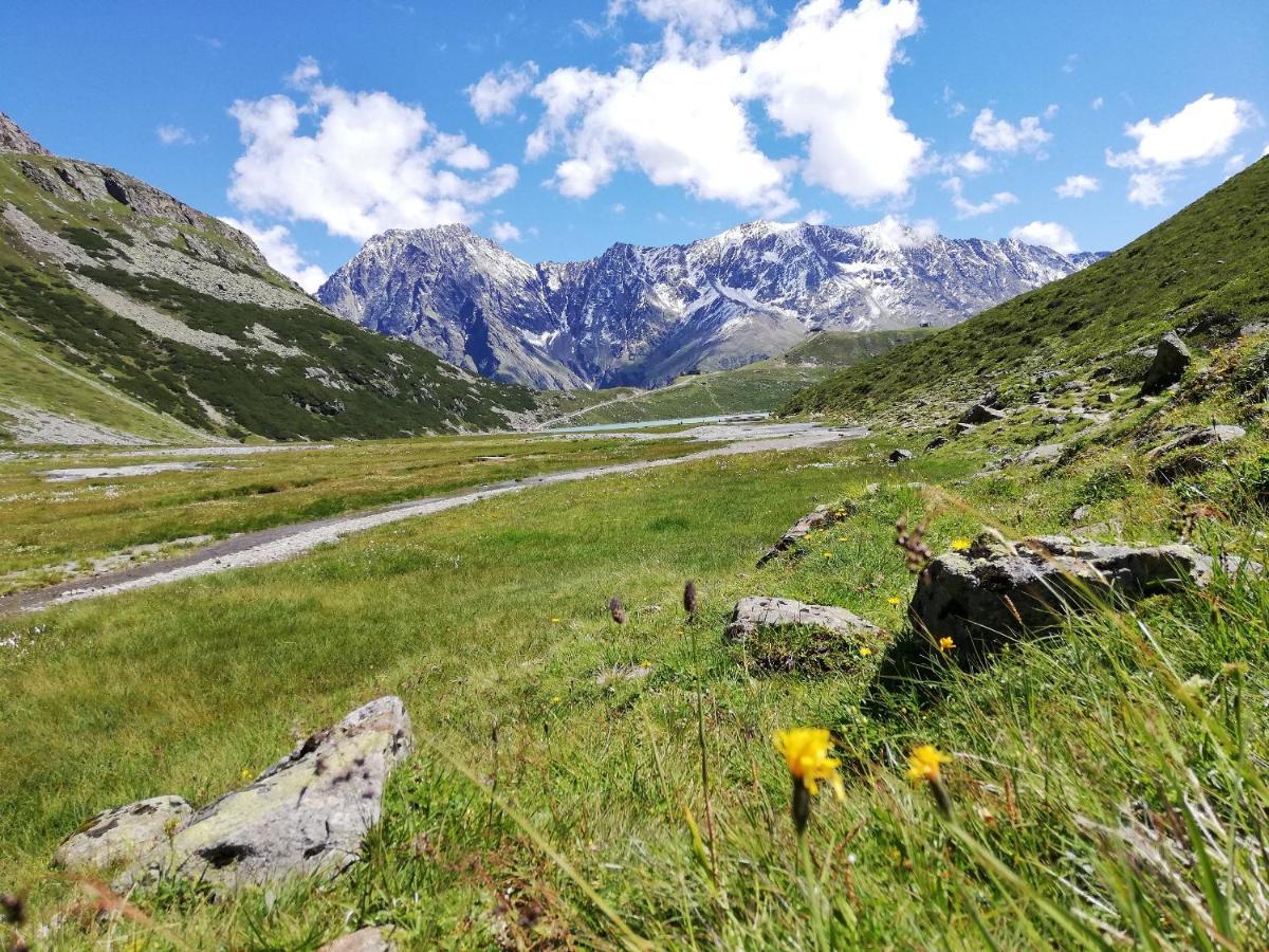 Hotel Mittagskogel Pitztal Санкт Леонард им Пицтал Екстериор снимка