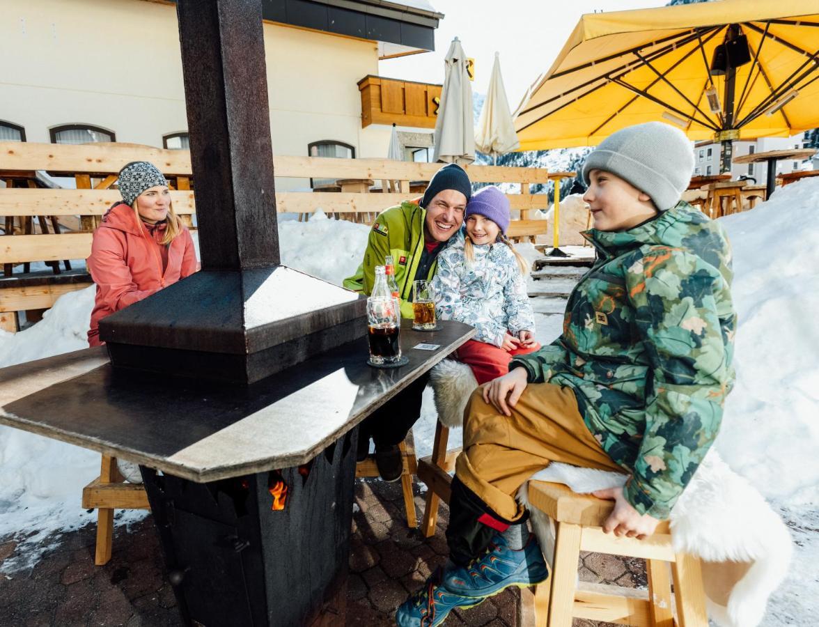 Hotel Mittagskogel Pitztal Санкт Леонард им Пицтал Екстериор снимка