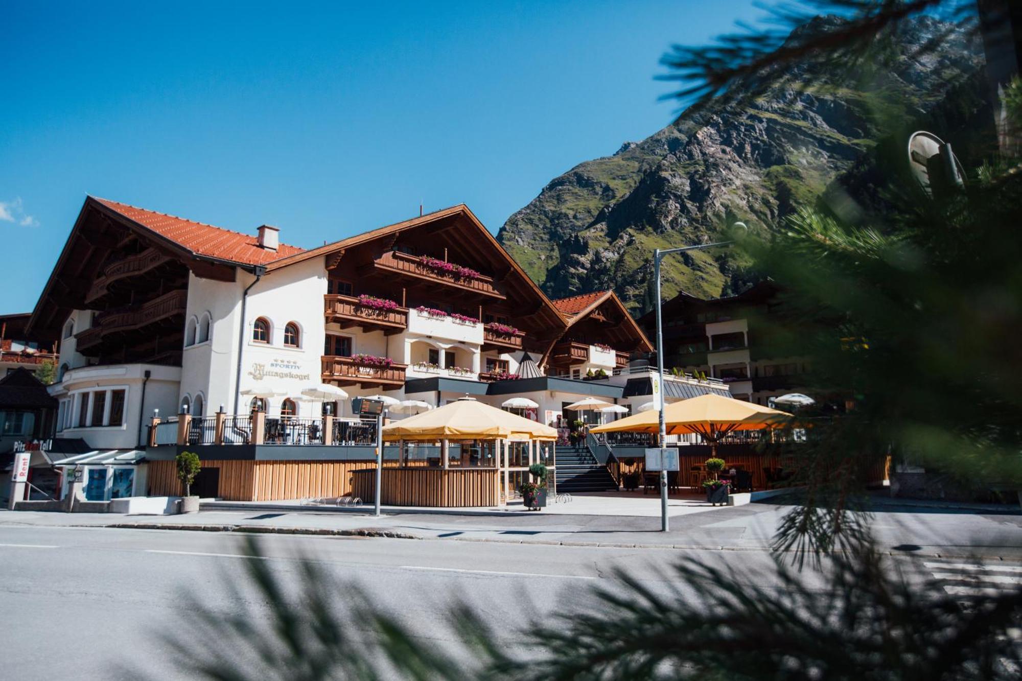 Hotel Mittagskogel Pitztal Санкт Леонард им Пицтал Екстериор снимка