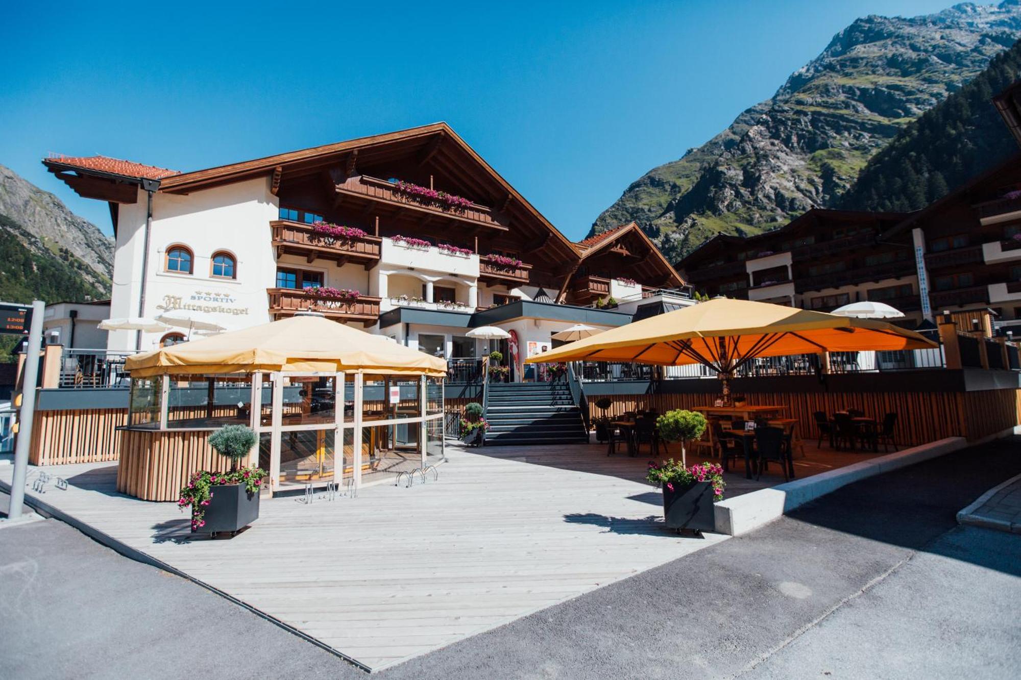 Hotel Mittagskogel Pitztal Санкт Леонард им Пицтал Екстериор снимка