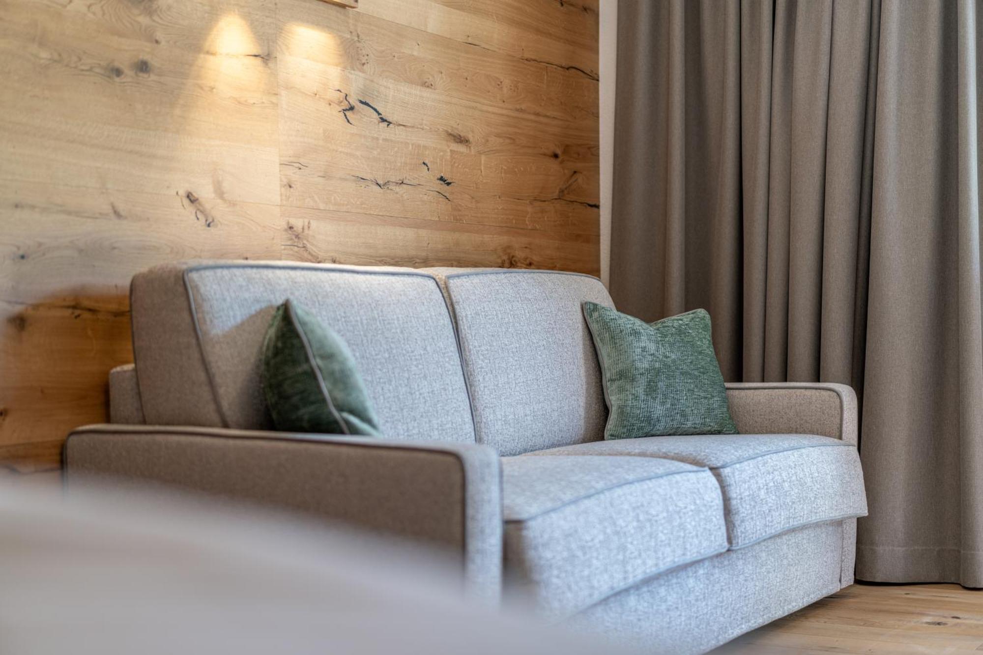 Hotel Mittagskogel Pitztal Санкт Леонард им Пицтал Екстериор снимка